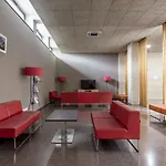 R.u Colegio De Cuenca - Centro Adscrito A La Reaj ホテル