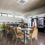 R.u Colegio De Cuenca - Centro Adscrito A La Reaj ホテル 2*