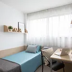 R.u Colegio De Cuenca - Centro Adscrito A La Reaj ホテル 2*