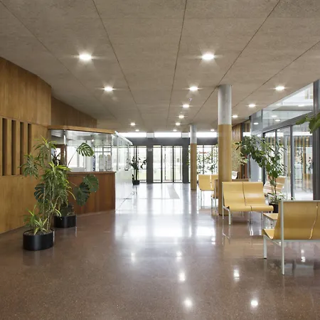 R.u Colegio De Cuenca - Centro Adscrito A La Reaj Hotel 2*