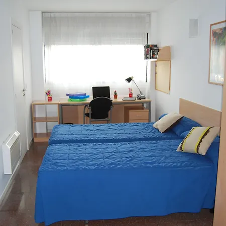 R.u Colegio De Cuenca - Centro Adscrito A La Reaj Hotel