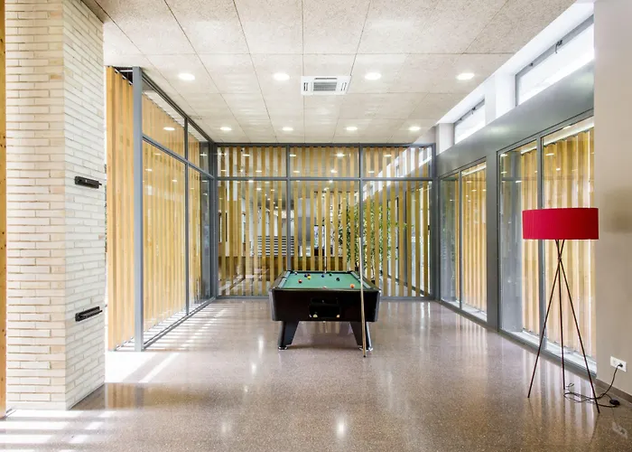 R.u Colegio De Cuenca - Centro Adscrito A La Reaj 2*