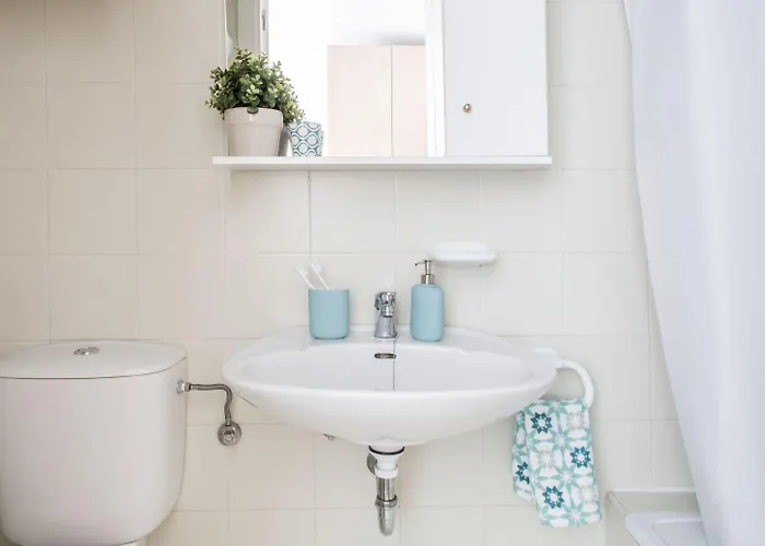 R.u Colegio De Cuenca - Centro Adscrito A La Reaj Hotel Salamanca