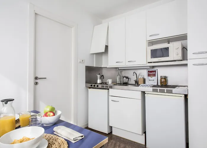 R.u Colegio De Cuenca - Centro Adscrito A La Reaj 호텔 살라망카