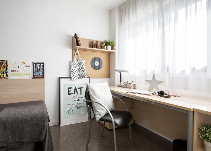 R.u Colegio De Cuenca - Centro Adscrito A La Reaj 호텔 2*